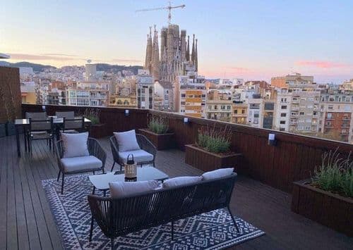 2 bed penthouse in Barcelona